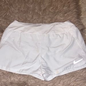 white nike shorts🤍
